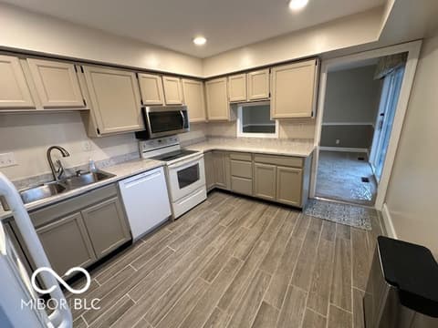 Photo of 1524 E 83rd Street, Indianapolis, IN