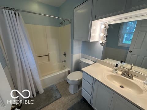 Photo of 1524 E 83rd Street, Indianapolis, IN