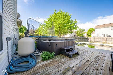 Outdoor living area at 1962 Spring Beauty Court, Avon, IN