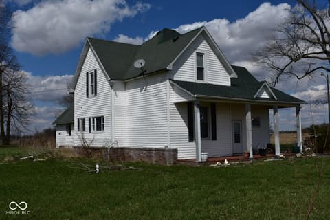 Photo of 364 W 1650 N, Summitville, IN