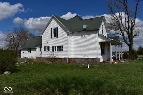 Photo of 364 W 1650 N, Summitville, IN