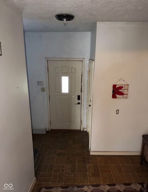 Photo of 364 W 1650 N, Summitville, IN