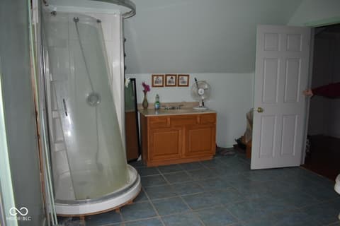 Photo of 364 W 1650 N, Summitville, IN