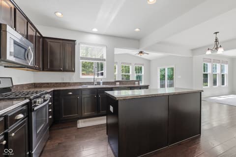 Photo of 4665 Muscatine Way, Westfield, IN