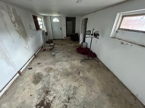Photo of 319 Peach Tree Lane, Indianapolis, IN