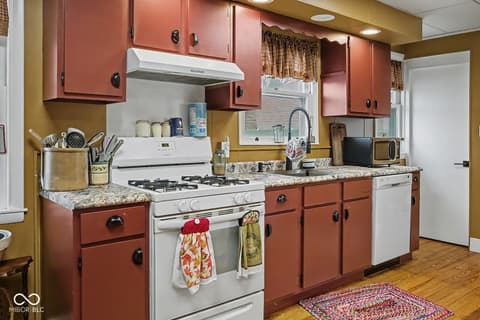 Photo of 611 E 3rd Street, Brookston, IN