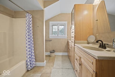 Photo of 611 E 3rd Street, Brookston, IN