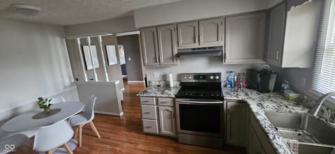 Photo of 4315 Southgate Drive, Indianapolis, IN