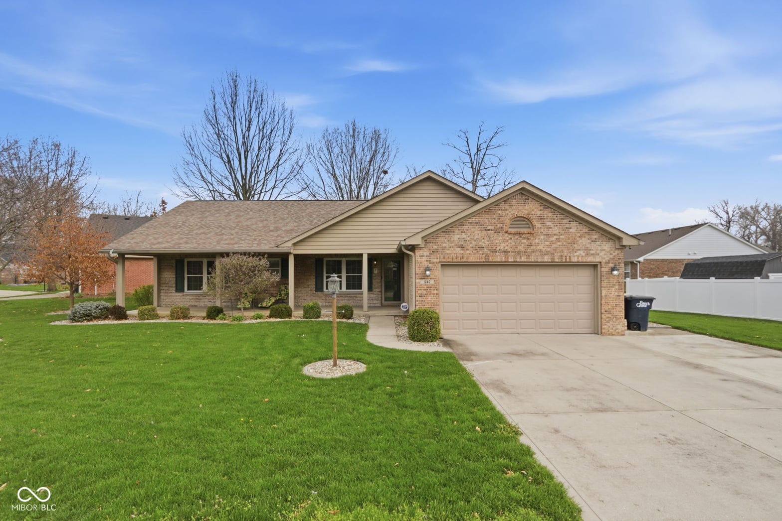 Photo of 1247 Smoketree Drive, Beech Grove, IN