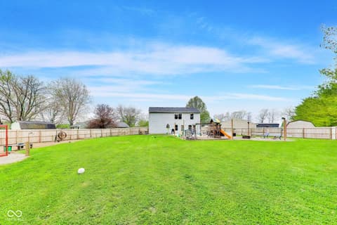 Yard at 106 Coralbury Court, Mooresville, IN