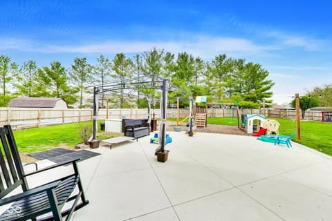 Outdoor living area at 106 Coralbury Court, Mooresville, IN