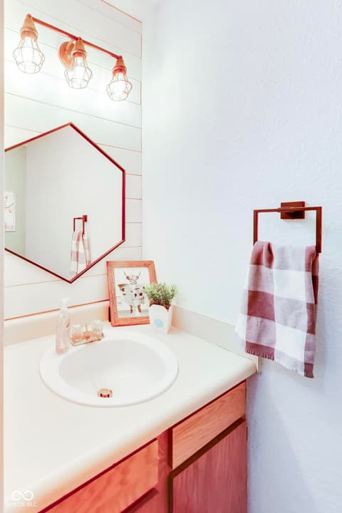 Bathroom at 106 Coralbury Court, Mooresville, IN