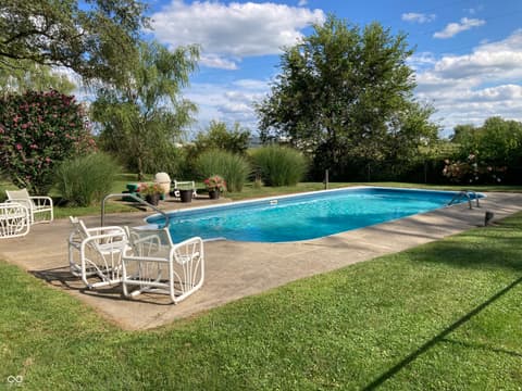 Pool at 3806 S State Road 3, New Castle, IN