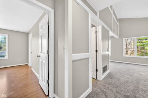 Photo of 280 W Main Street, Nashville, IN