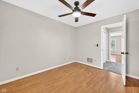 Photo of 280 W Main Street, Nashville, IN