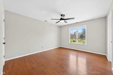 Photo of 280 W Main Street, Nashville, IN