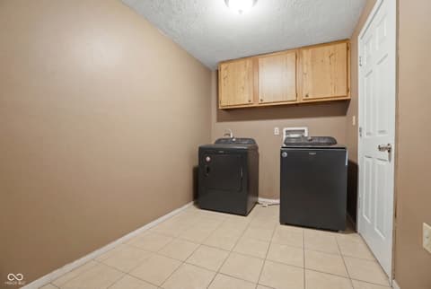 Laundry room at 9308 Thornwood Drive, Indianapolis, IN