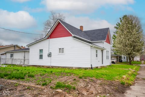Photo of 734 W 2nd Street, Anderson, IN