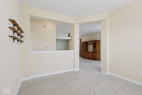 Photo of 6918 Harbour Woods Overlook, Noblesville, IN
