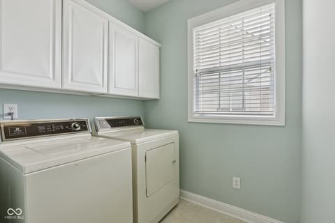 Photo of 6918 Harbour Woods Overlook, Noblesville, IN