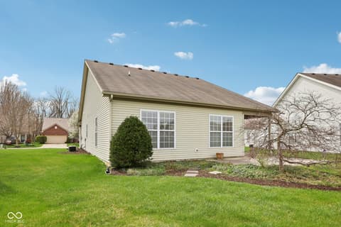 Photo of 6918 Harbour Woods Overlook, Noblesville, IN