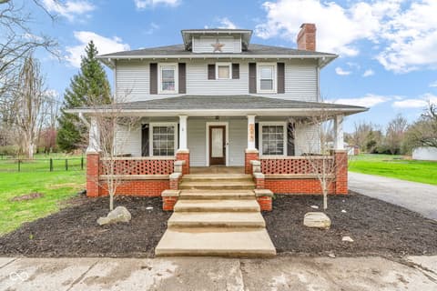 309 E Forest Home Street, Roachdale, IN 46172