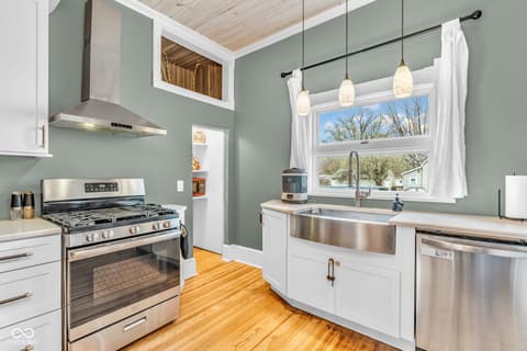 Photo of 309 E Forest Home Street, Roachdale, IN