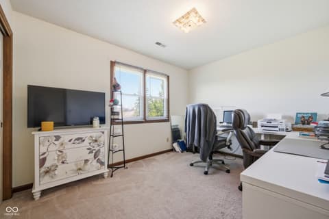 Photo of 8749 Carriage Lane, Pendleton, IN