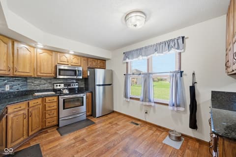 Photo of 8749 Carriage Lane, Pendleton, IN