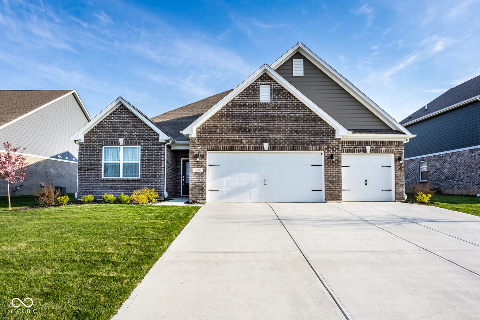 Front exterior at 4848 W Jamestown Trace, New Palestine, IN
