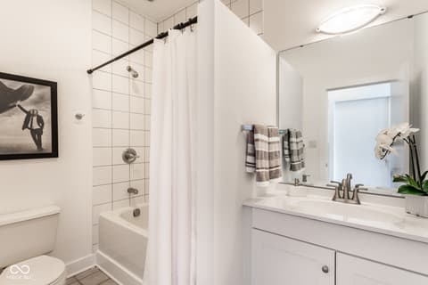 Photo of 430 N Park Avenue, Indianapolis, IN