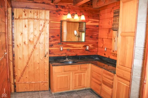 Photo of 3570 E County Road 20 N, North Vernon, IN