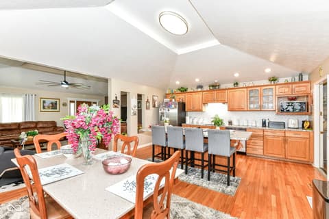 Photo of 7430 English Avenue, Indianapolis, IN
