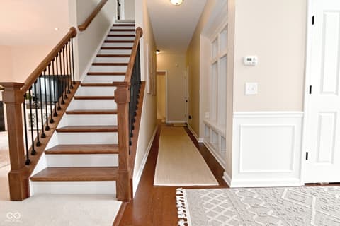 Photo of 712 Settlers Walk, Brownsburg, IN