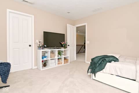 Photo of 712 Settlers Walk, Brownsburg, IN