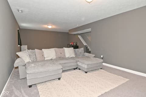 Photo of 712 Settlers Walk, Brownsburg, IN