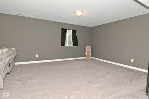 Photo of 712 Settlers Walk, Brownsburg, IN