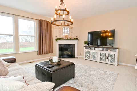 Photo of 712 Settlers Walk, Brownsburg, IN