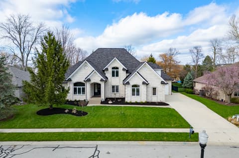 4717 Hickory Wood Row
