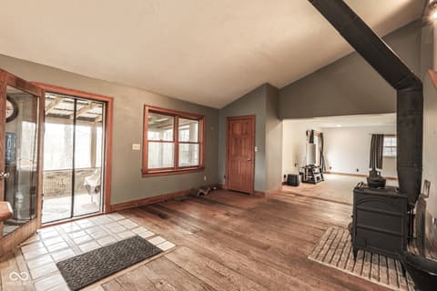 Photo of 7230 W Bellsville Pike, Nashville, IN