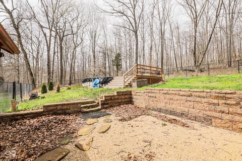 Photo of 7230 W Bellsville Pike, Nashville, IN