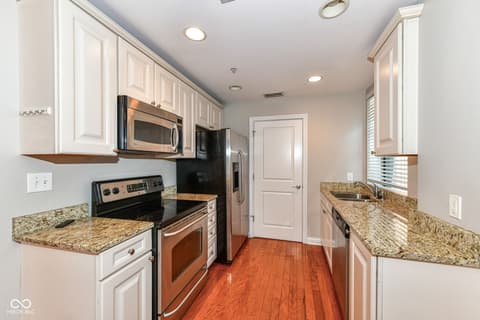 Photo of 350 N Meridian Street, Indianapolis, IN