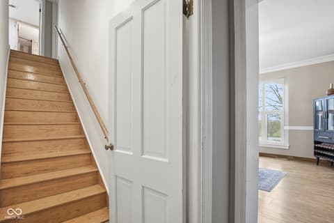 Stairs — 7234 W 200 S, Jamestown, IN