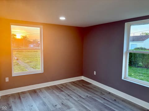 Photo of 402 Walnut Street, Hope, IN