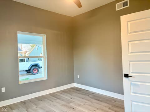 Photo of 402 Walnut Street, Hope, IN