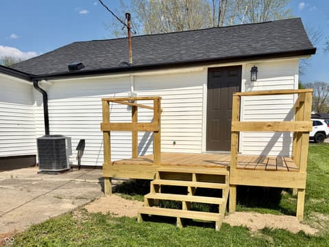 Photo of 402 Walnut Street, Hope, IN