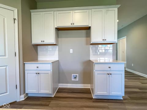 Photo of 6621 12 Oaks Drive, Anderson, IN