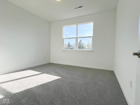 Photo of 6621 12 Oaks Drive, Anderson, IN