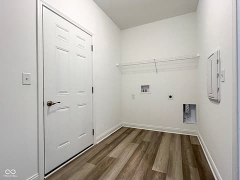 Photo of 6621 12 Oaks Drive, Anderson, IN