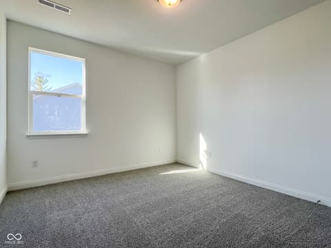 Photo of 6621 12 Oaks Drive, Anderson, IN